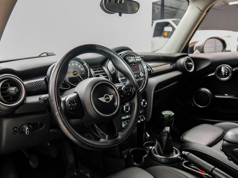 Used 2015 MINI Cooper S FWD image 2