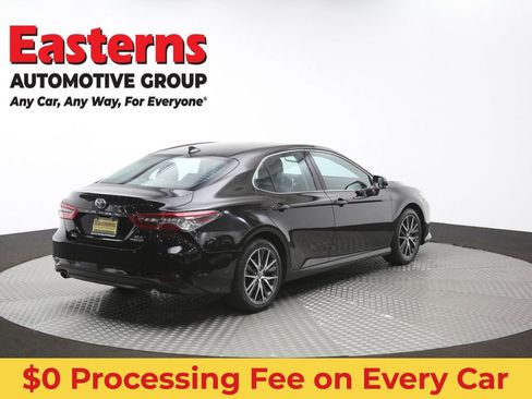 Used 2022 Toyota Camry XLE FWD image 40
