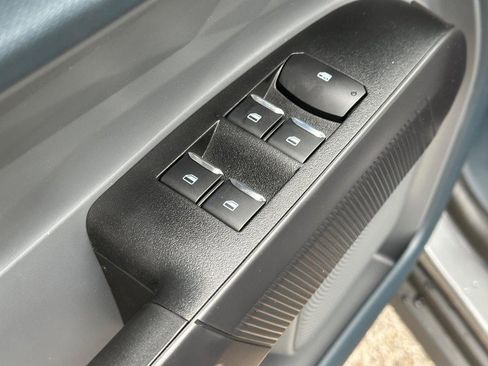 New 2025 Ford Maverick XL w/ Equipment Group 101A image 9