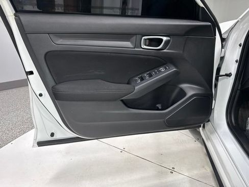 Used 2022 Honda Civic Sport Touring image 10