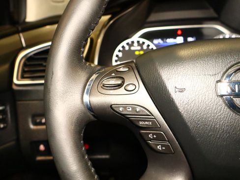 Used 2021 Nissan Murano SL image 11