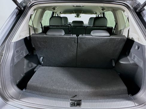 Used 2024 Volkswagen Tiguan Wolfsburg Edition image 27