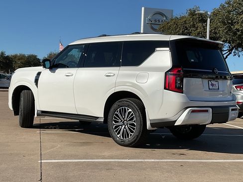 New 2026 Nissan Armada SL image 7