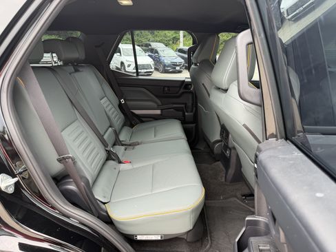 Used 2025 Toyota 4Runner Trailhunter AWD/4WD image 11