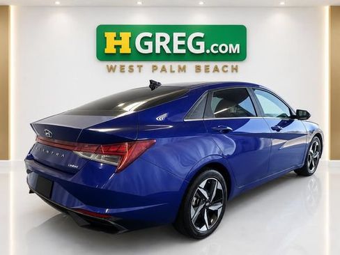 Used 2023 Hyundai Elantra Limited FWD image 6