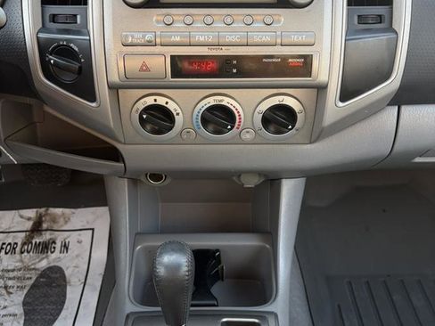 Used 2005 Toyota Tacoma 4x4 Double Cab image 25