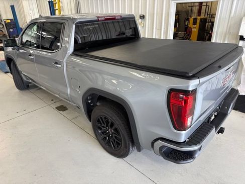 Used 2025 GMC Sierra 1500 Elevation AWD/4WD image 7