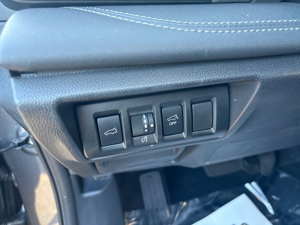 Certified 2024 Subaru Outback Limited AWD/4WD image 17