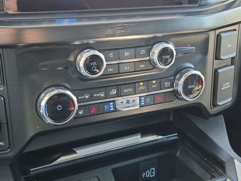 Used 2024 Ford F250 Lariat w/ Sport Appearance Package AWD/4WD image 22