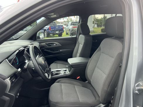 Used 2023 Chevrolet Traverse LT AWD/4WD image 13