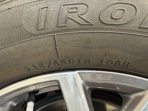 Used 2021 GMC Acadia SLT image 50