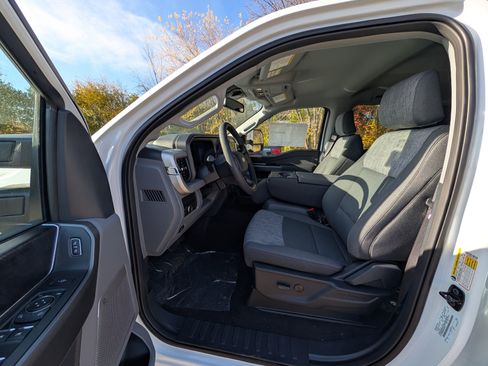 New 2026 Ford F350 XLT w/ XLT Premium Package image 5