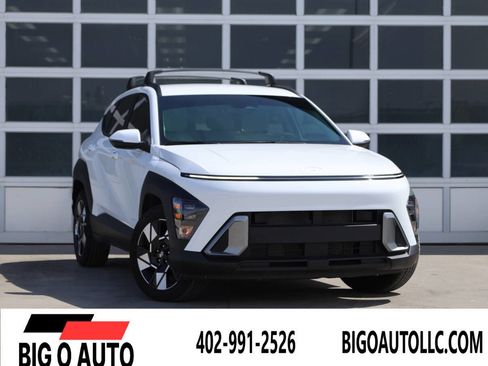Used 2025 Hyundai Kona SEL image 1