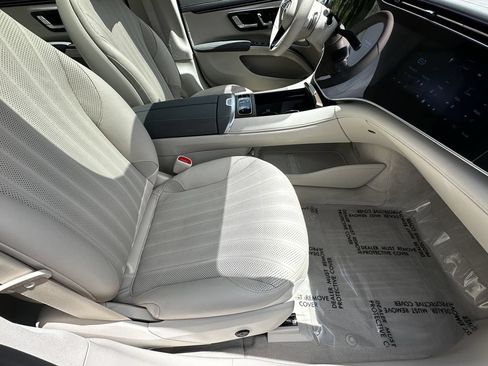 Certified 2023 Mercedes-Benz EQS 580 4MATIC Sedan image 15