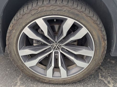 Used 2022 Volkswagen Atlas SEL Premium image 13