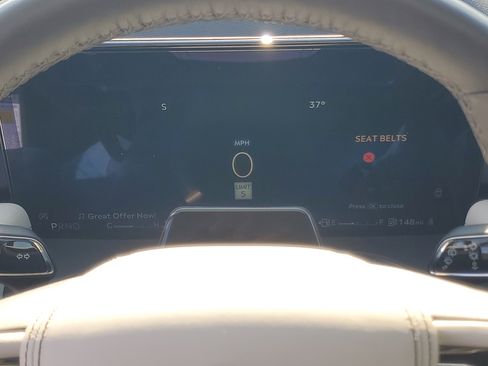 Certified 2025 Lincoln Aviator AWD w/ Jet Appearance Package image 15