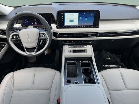 New 2026 Lincoln Aviator Reserve RWD image 9