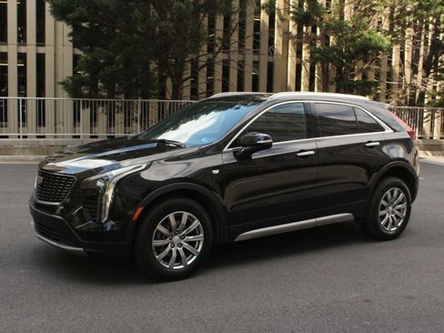 Used 2023 Cadillac XT4 Premium Luxury AWD/4WD image 12