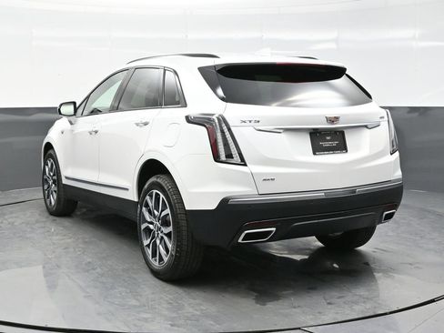 New 2025 Cadillac XT5 Sportv w/ LPO, Floor Liner Package image 5