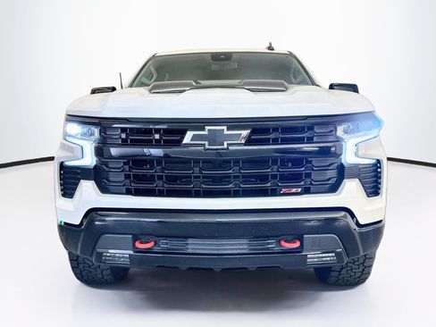 Used 2023 Chevrolet Silverado 1500 LT Trail Boss w/ Protection Package AWD/4WD image 2