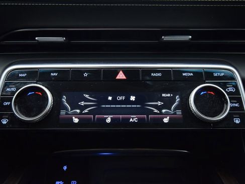 Used 2024 Genesis GV80 2.5T image 34