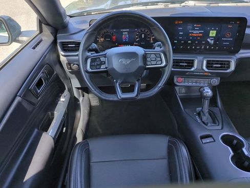 Used 2025 Ford Mustang GT Premium RWD image 15