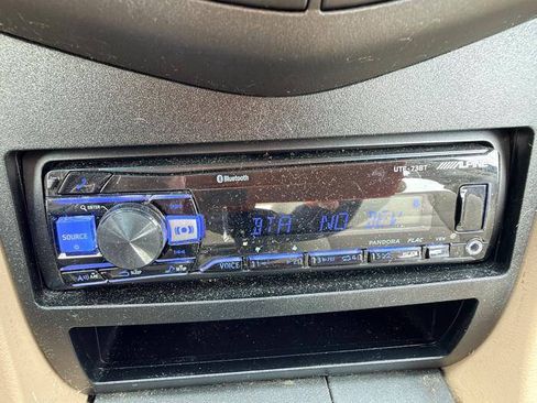 Used 2004 Honda Accord LX image 41