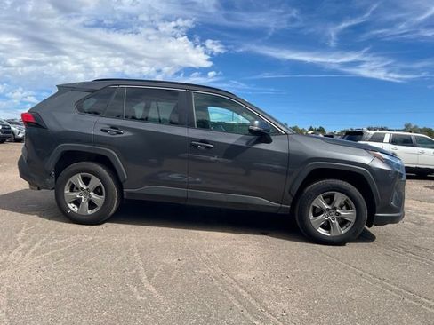 Used 2025 Toyota RAV4 XLE AWD/4WD image 6