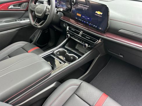 New 2026 Chevrolet Traverse RS image 19