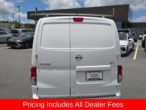 Used 2019 Nissan NV200 SV w/ Navigation Package FWD image 4