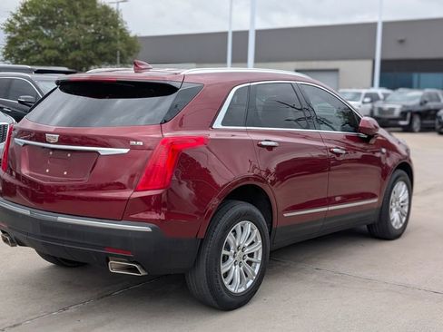 Used 2018 Cadillac XT5 FWD image 5