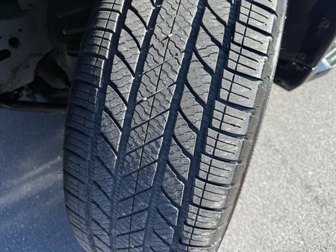 Certified 2020 Nissan Armada Platinum w/ Captain's Chairs Package image 10