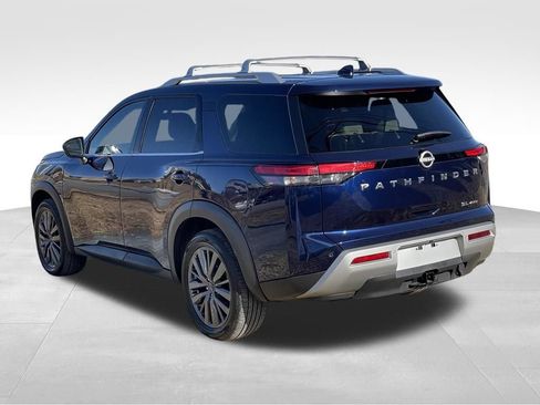 Certified 2023 Nissan Pathfinder SL w/ SL Premium Package AWD/4WD image 5