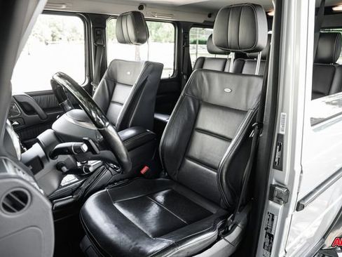 Used 2017 Mercedes-Benz G 550 image 4