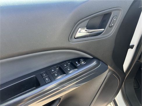 Used 2017 Chevrolet Colorado Z71 image 17