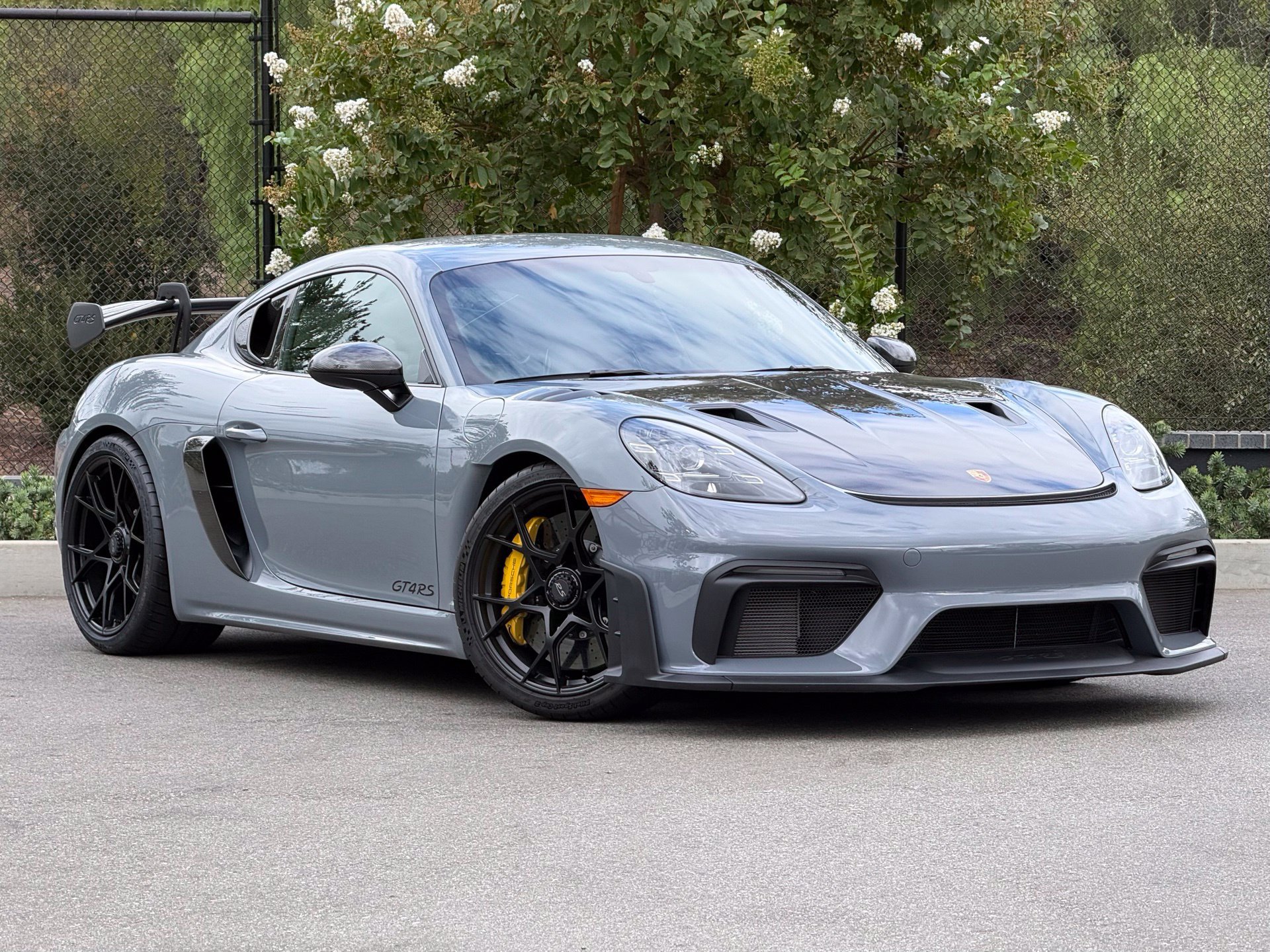 Certified 2024 Porsche 718 Cayman GT4 RS RWD image 9