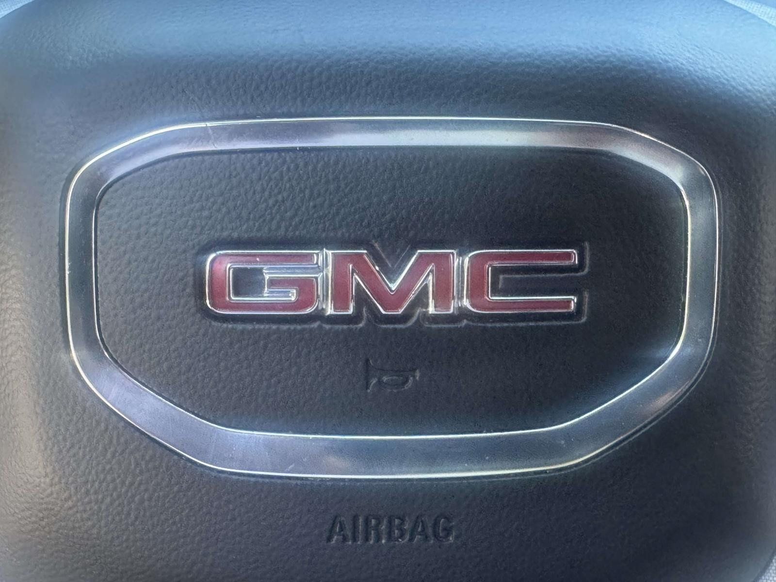 Used 2023 GMC Yukon SLT w/ SLT Premium Package AWD/4WD image 28