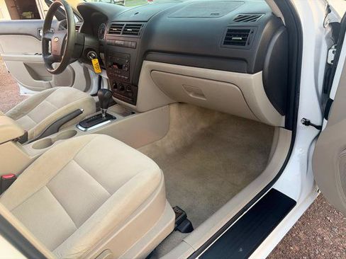 Used 2007 Ford Fusion S FWD image 9