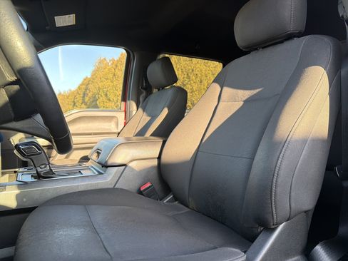 Used 2018 Ford F150 XLT w/ Equipment Group 302A Luxury image 27