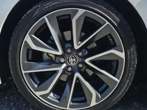 Used 2020 Toyota Corolla SE FWD image 48
