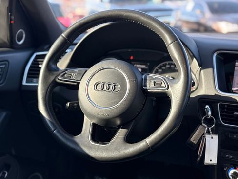 Used 2017 Audi Q5 2.0T Premium Plus w/ Technology Package image 38