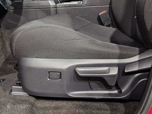 Certified 2025 Toyota 4Runner SR5 image 23