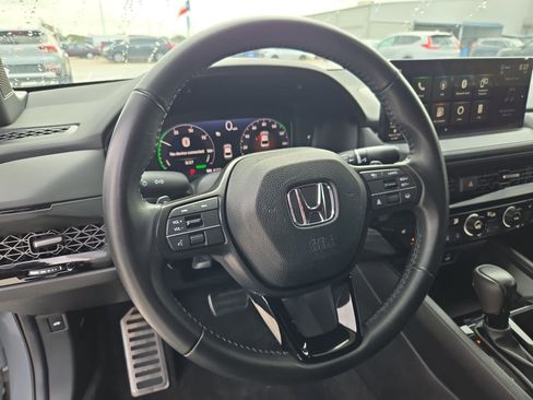 Used 2024 Honda Accord Sport image 16