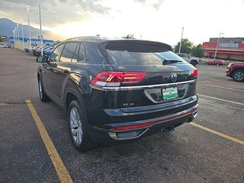 Used 2023 Volkswagen Atlas Cross Sport SE FWD image 6