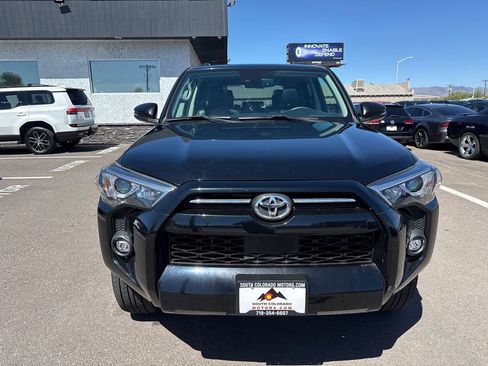 Used 2021 Toyota 4Runner SR5 Premium w/ Moonroof Package AWD/4WD image 2