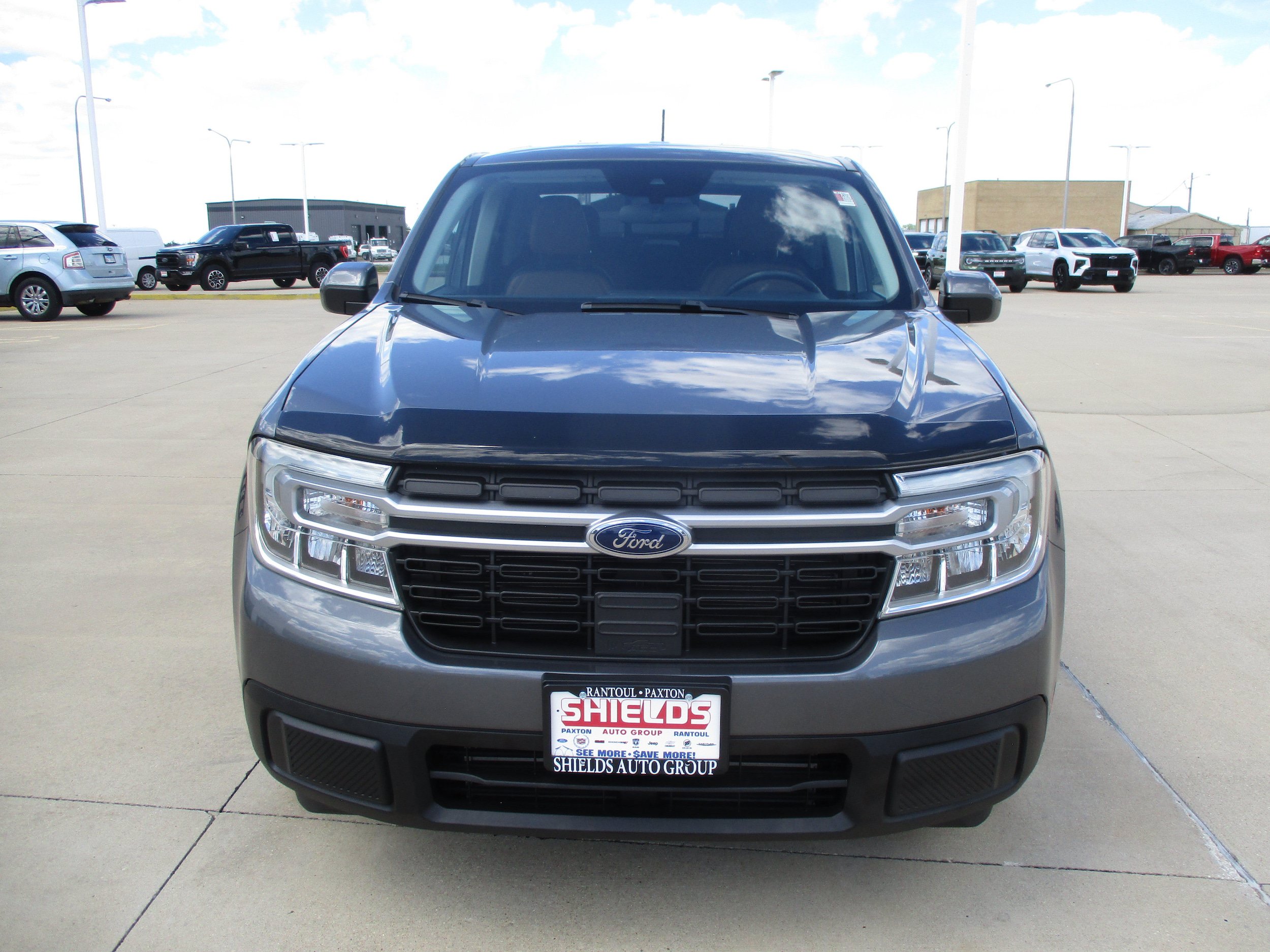 Used 2022 Ford Maverick Lariat w/ Lariat Luxury Package FWD image 12