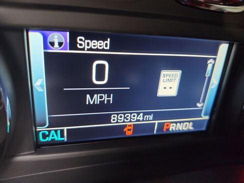 Used 2020 GMC Yukon SLT w/ Premium Edition image 25