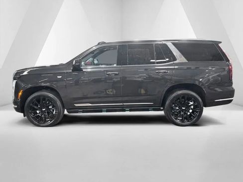 Used 2025 Cadillac Escalade Premium Luxury w/ Touring Package image 7