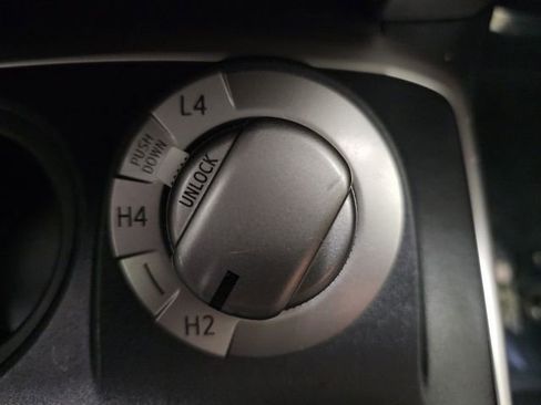 Used 2019 Toyota 4Runner SR5 Premium image 50