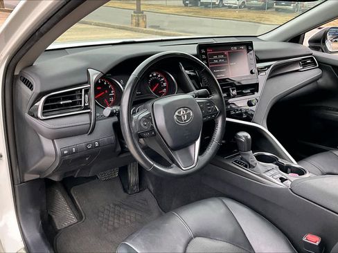 Used 2023 Toyota Camry XSE image 17